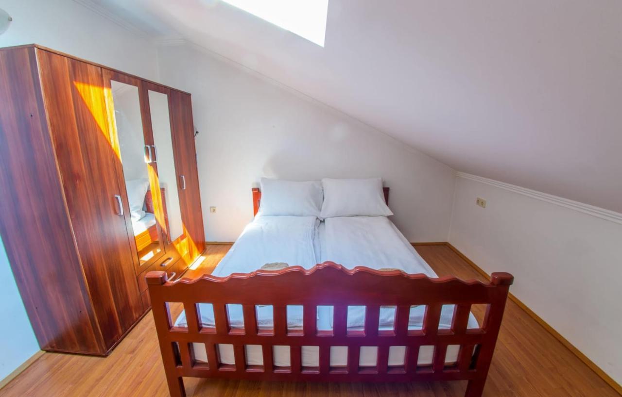 Luka-mostar Free Parking With Echarger Appartement Mostar